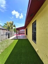 20769 NW 41st Ave in Miami Gardens, FL - Building Photo - Building Photo