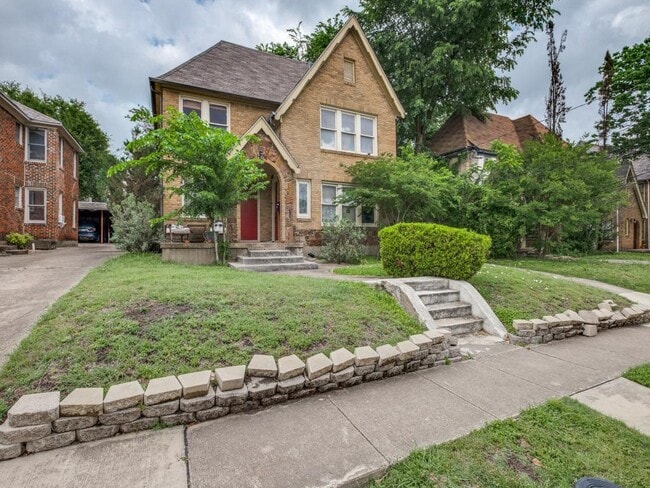 6009 Ross Ave in Dallas, TX - Building Photo - Building Photo