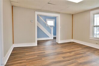 2785 Deforest Rd SE in Warren, OH - Foto de edificio - Building Photo