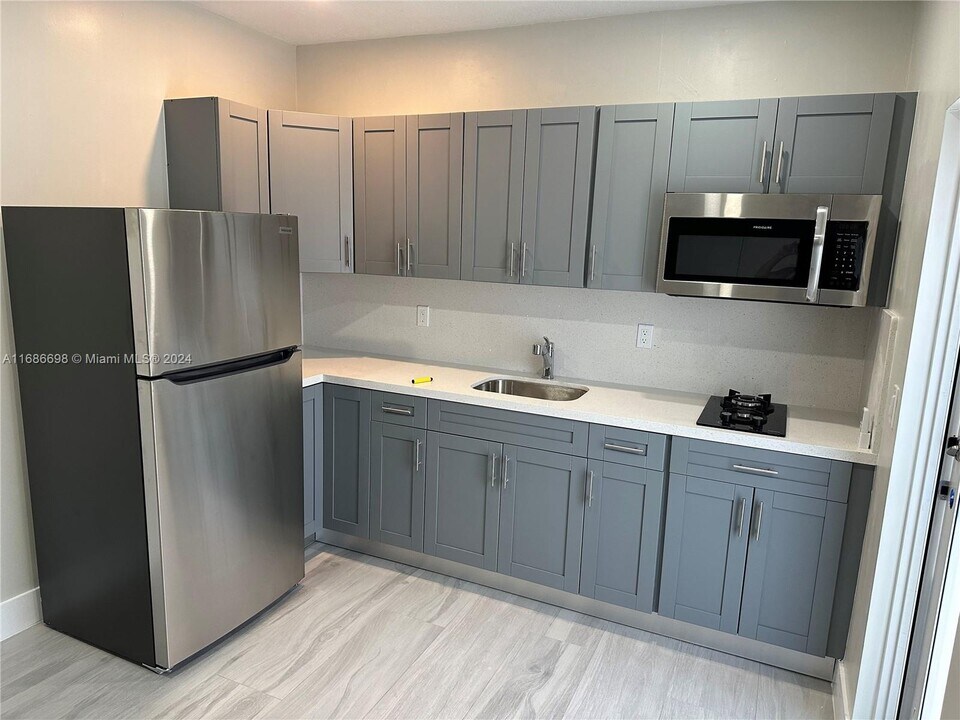 23101 SW 107th Ave-Unit -A in Miami, FL - Building Photo