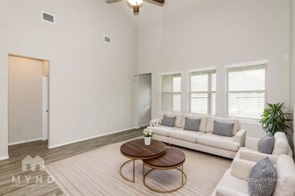 23114 Birmingham Grv Ln in Tomball, TX - Building Photo - Building Photo