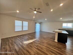 463 Red Dahlia Ln in Jacksonville, FL - Building Photo - Building Photo