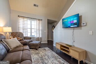 106 Middlebrook Dr in Cartersville, GA - Building Photo