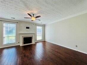 156 Weatherstone Dr in Woodstock, GA - Building Photo - Building Photo