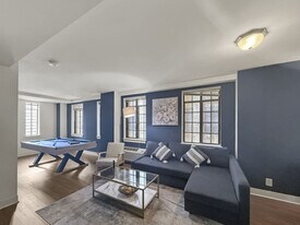 111-23 N 15th St in Philadelphia, PA - Building Photo