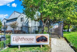 285 Lighthouse Dr in Vallejo, CA - Building Photo