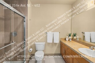 1880 25th Ave NE in Issaquah, WA - Building Photo - Building Photo