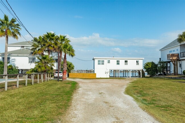 property at 7204 Avenue N 1/2 Rear