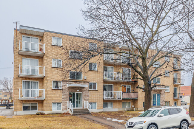 1840 Jean-Picard Rue in Laval, QC - Building Photo - Building Photo