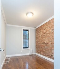 147 Avenue A in New York, NY - Building Photo - Building Photo