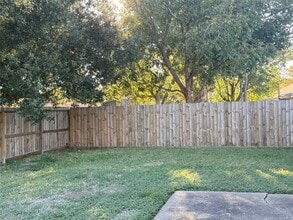 8426 S Meadow Bird Cir in Missouri City, TX - Building Photo - Building Photo