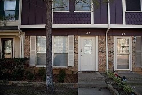 property at 47 Abbey Rd