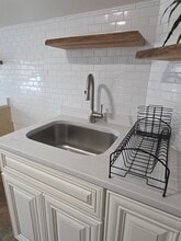 164 Laurel Pl, Unit Laurelplace in Bridgeport, CT - Building Photo - Building Photo