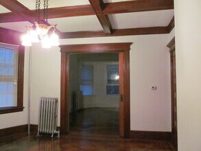 4 Cottage St in South Orange, NJ - Building Photo - Building Photo