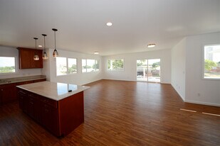 1182 Palekaiko St, Unit 3 Bedromm in Pearl City, HI - Building Photo