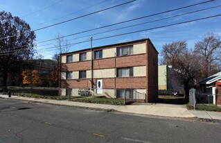 300 59th St NE in Washington, DC - Building Photo