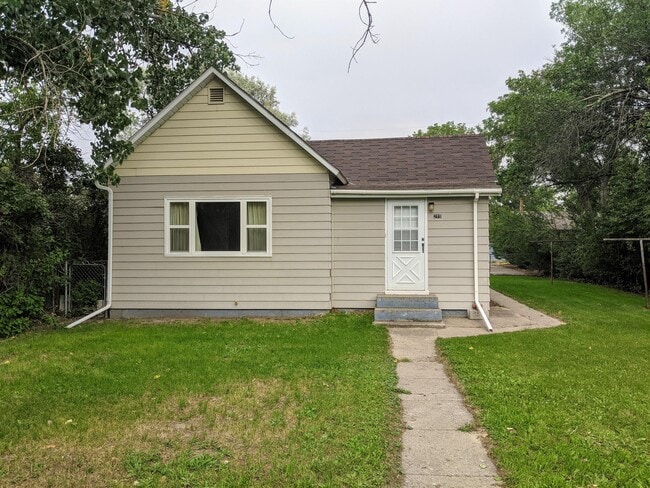 property at 211 W Cascade Ave