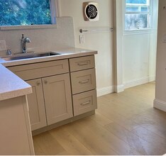 2030 Williams St in Palo Alto, CA - Foto de edificio - Building Photo