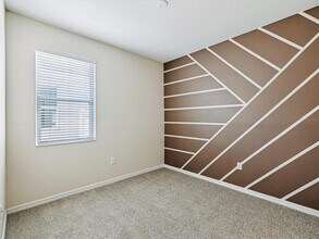 11525 Southern Creek Dr in Gibsonton, FL - Building Photo - Building Photo