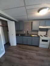 Garrison Manor Apartments in Leamington, ON - Building Photo - Building Photo