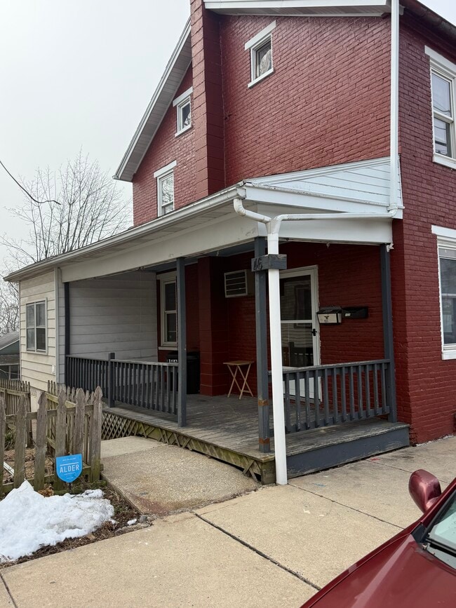 46-101 E Hummelstown St in Elizabethtown, PA - Building Photo - Building Photo