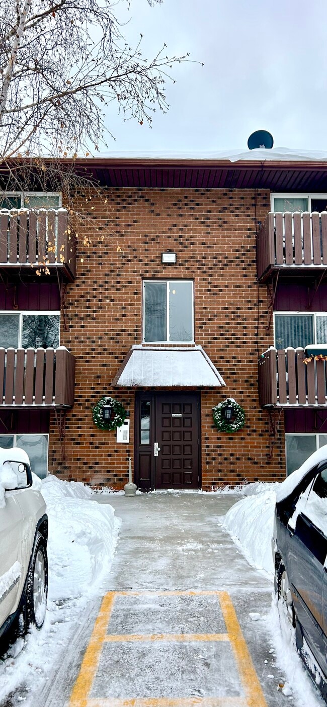 1614 E Harding Dr in Appleton, WI - Building Photo - Building Photo