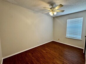 1214 Austin Highlands Blvd in Austin, TX - Building Photo - Building Photo
