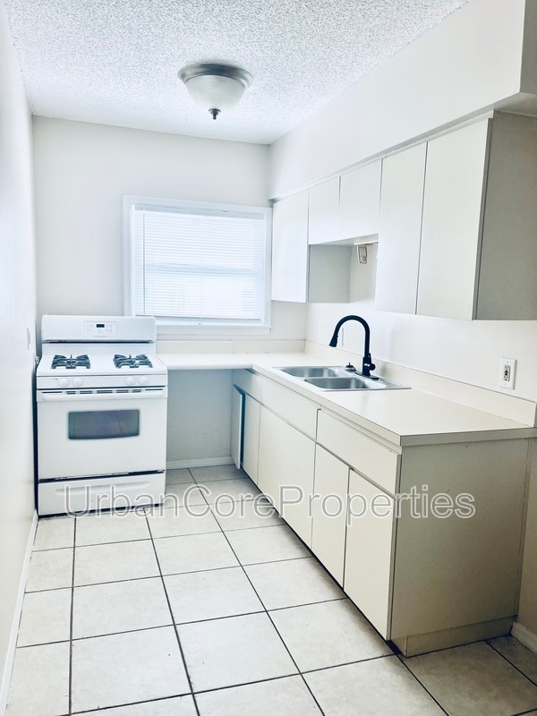 1725 5th St N in St. Petersburg, FL - Building Photo - Building Photo