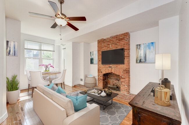724 5th St NE, Unit Uni#1 in Washington, DC - Building Photo - Building Photo