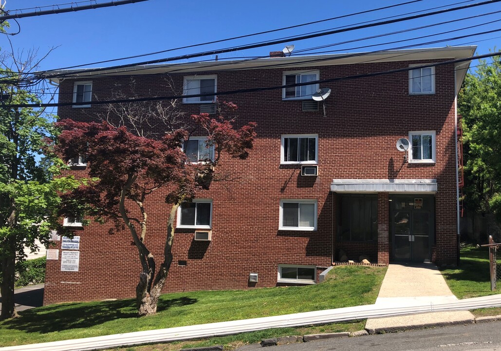 119 Glenwood Ave in Yonkers, NY - Building Photo