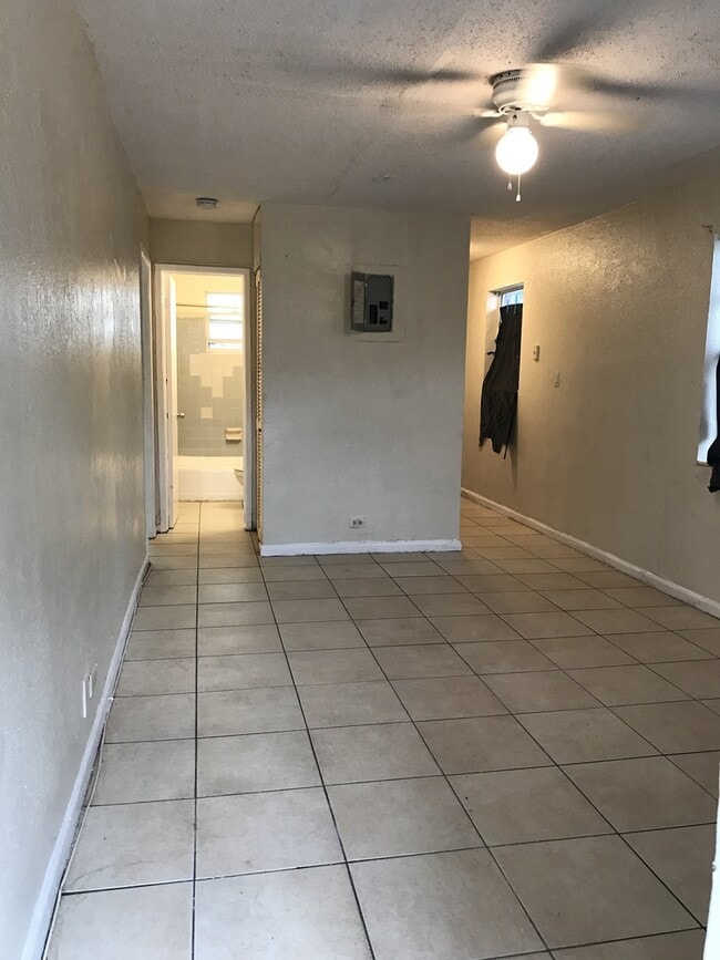 1224 NW 3rd St in Fort Lauderdale, FL - Building Photo - Building Photo