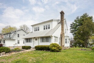 37 2nd Ave, Unit 2 in Hawthorne, NJ - Building Photo