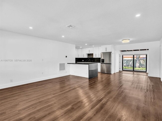 3193 Taft St in Hollywood, FL - Foto de edificio - Building Photo