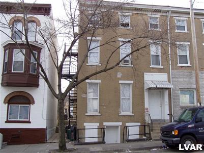 210 N 5th St in Allentown, PA - Building Photo