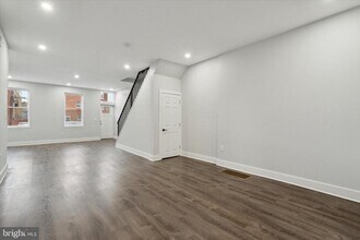 2358 E York St in Philadelphia, PA - Building Photo - Building Photo