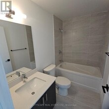 2782 Barton St E in Hamilton, ON - Building Photo - Building Photo