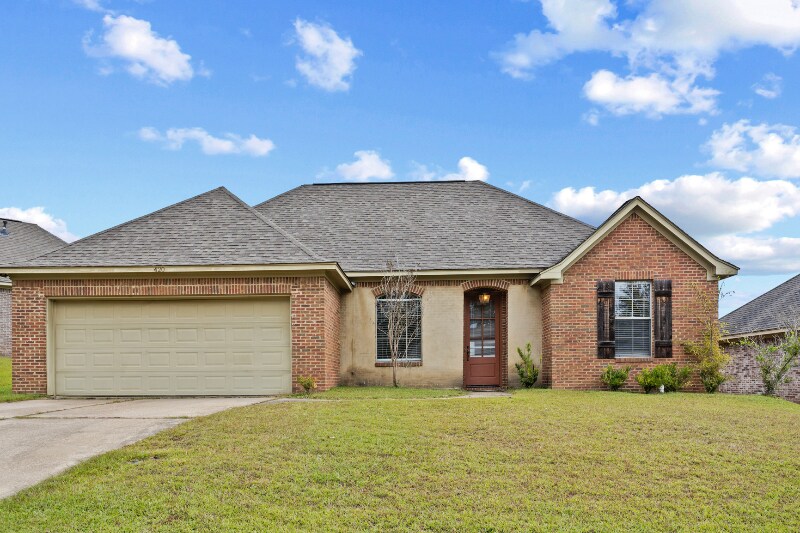 420 Silver Hill Dr in Pearl, MS - Building Photo