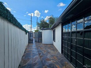 2828 Highland Ave in McAllen, TX - Building Photo - Building Photo