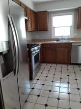 7867 Hampton Village Pass in Annandale, VA - Building Photo - Building Photo