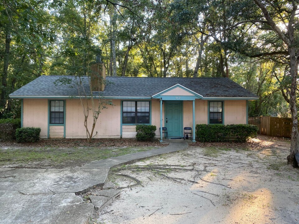 912 Brave Trail in Tallahassee, FL - Building Photo