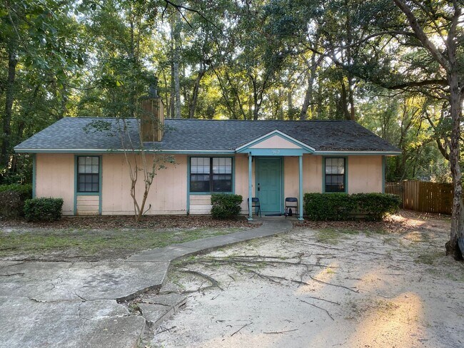 property at 912 Brave Trail