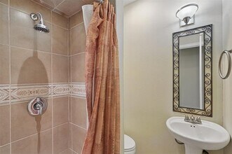 4710 Wateka Dr in Dallas, TX - Building Photo - Building Photo