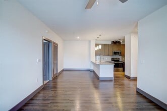 2200 N Sam Houston Pkwy E in Houston, TX - Building Photo - Building Photo