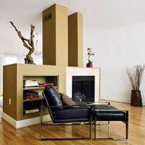 244 Yardley Way in Pittsburgh, PA - Building Photo