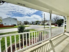 2092 Rock Lake Loop in Virginia Beach, VA - Building Photo - Building Photo