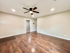 1936 Weber Ave in Chesapeake, VA - Building Photo - Building Photo