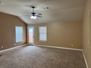 16333 Drywater Dr in Oklahoma City, OK - Building Photo - Building Photo