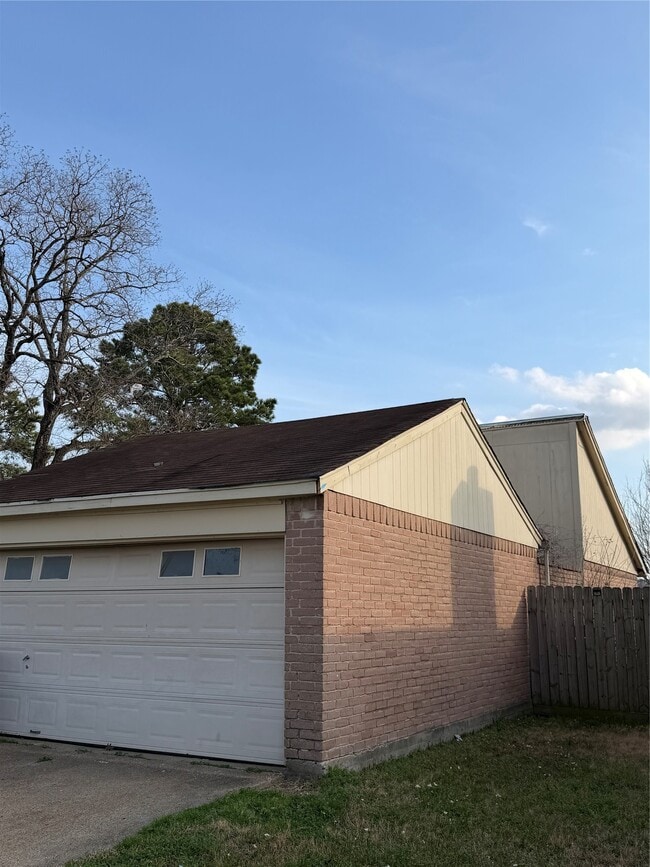 13139 Pebblewalk Cir N