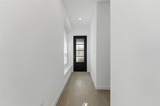 2206 Via Isa Ln in Houston, TX - Building Photo - Building Photo