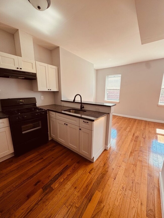 221 Market St in Camden, NJ - Building Photo - Building Photo